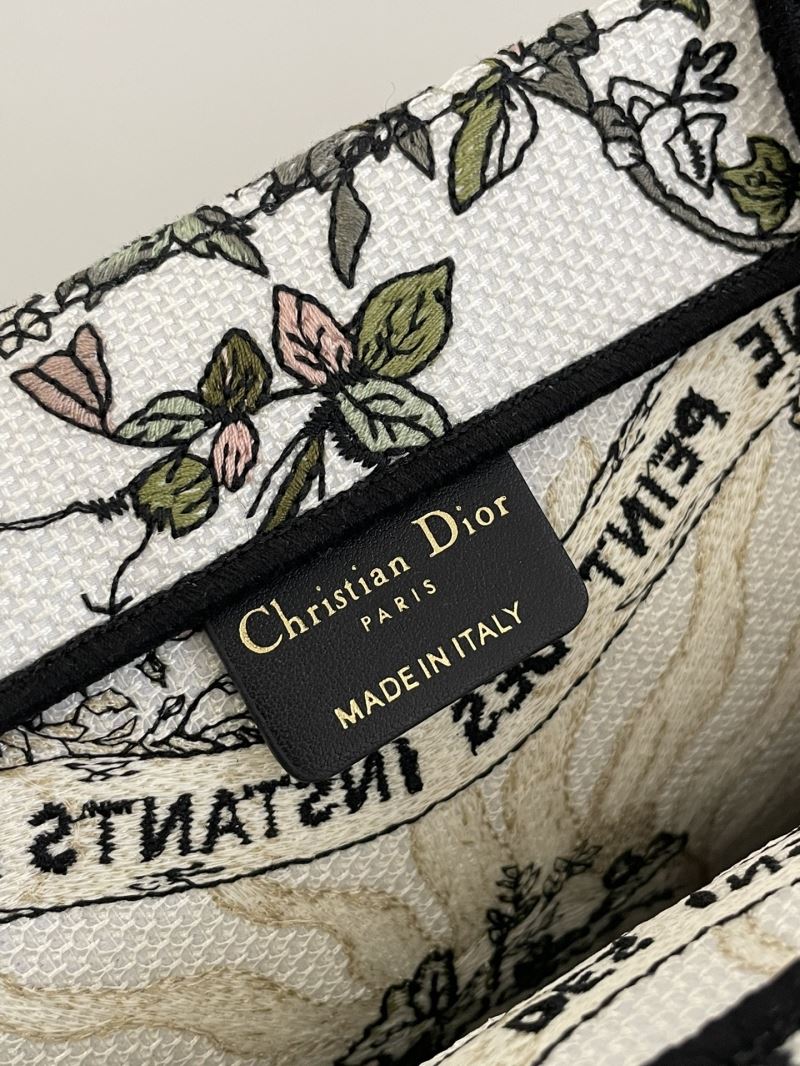 Christian Dior Shopping Bags